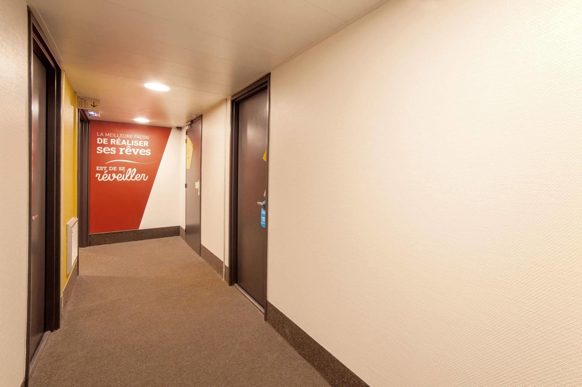 B&B Hotel Lille Lezennes Stade Pierre Mauroy 외부 사진
